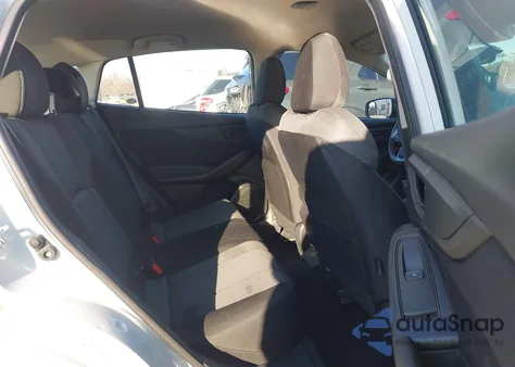 2021 Subaru Impreza Premium 5-Door z USA, uszkodzony, nr VIN 4S3GTAV62M3714094